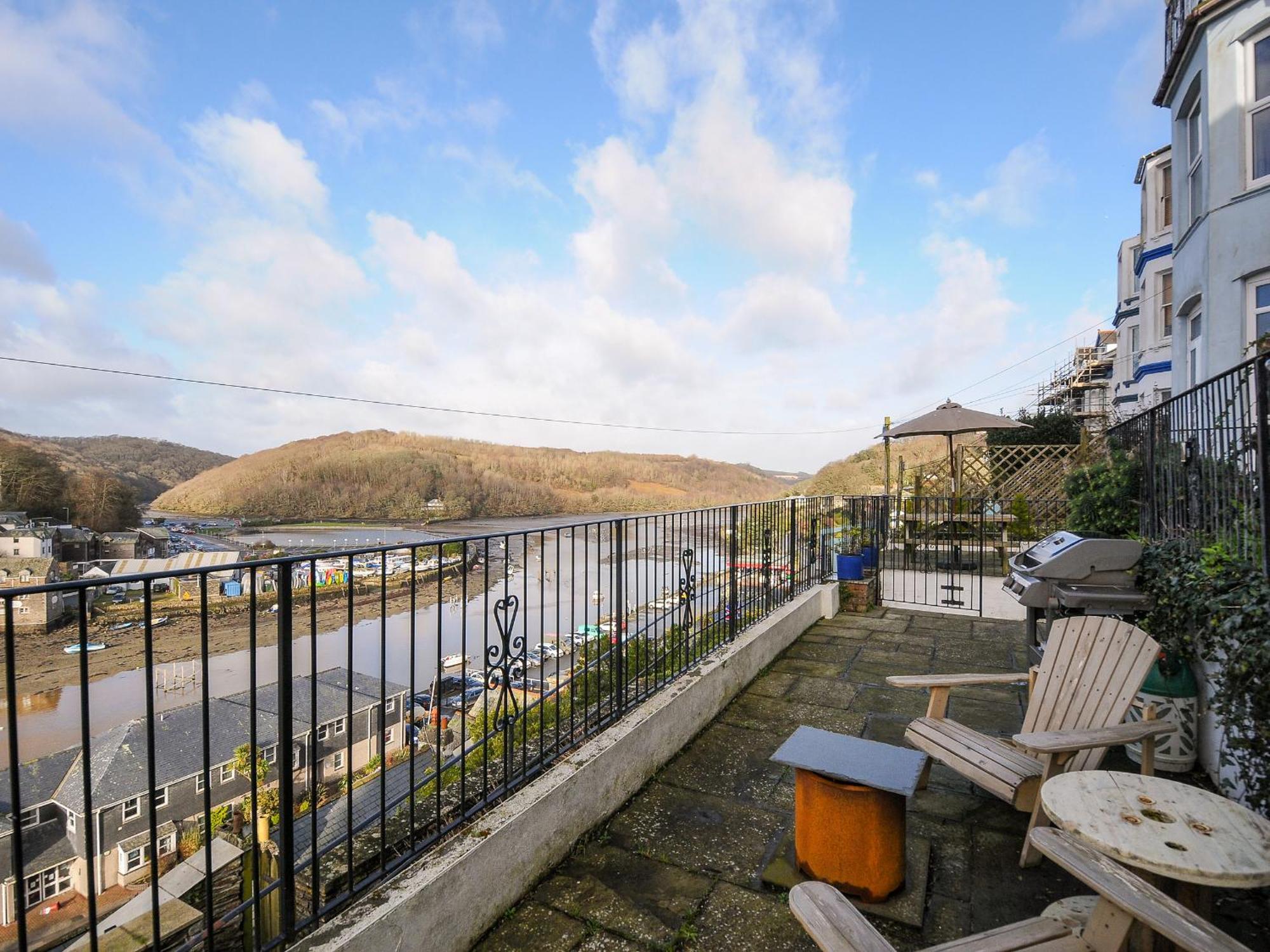 Elmbank Looe